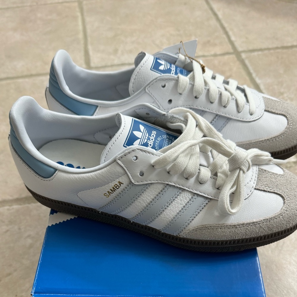 NWT adidas Samba OG Men US6  Halo blue